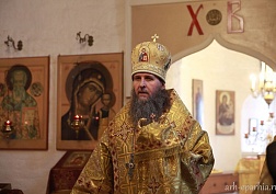 Архиерейская служба в монастыре Архиерейская служба в монастыре