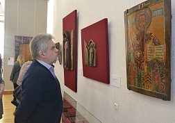 Возродить святыни земли северной