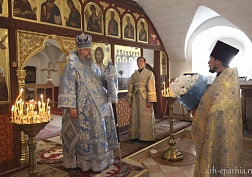 Литургия в Холмогорах. Литургия в Холмогорах.