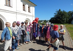Юные паломники посетили святые места Поморья Юные паломники посетили святые места Поморья