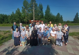 Община собралась на праздник Община собралась на праздник