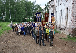 Крестный ход на Святое озеро