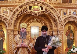 Визит митрополита Архангельского и Холмогорского Даниила и делегации Кипрской Православной Церкви во главе с митрополитом Тамасосским  и Оринийским Исаией на подворье Антониево-Сийского монастыря в Санкт-Петербурге.